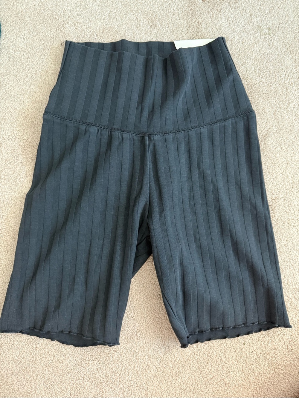 Offline By Aerie OG High Rise 7 Inch Bike Shorts Size Small NWT